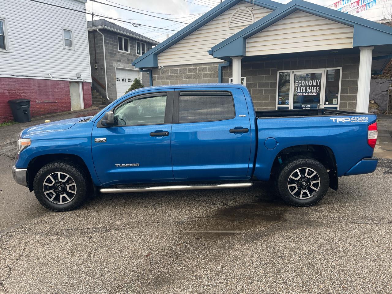 Toyota Tundra 4WD 1794 Edition CrewMax 5.5' Bed 5.7L (Natl) 2018