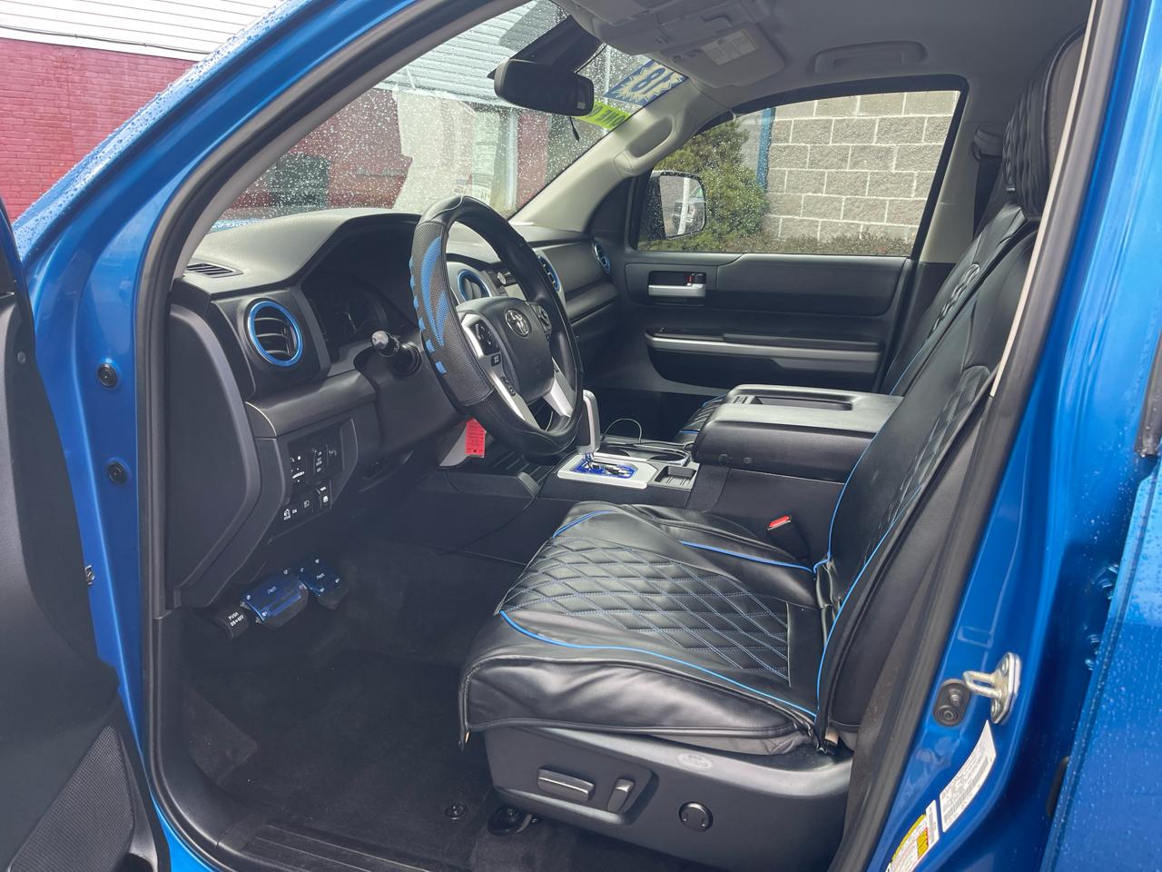 Toyota Tundra 4WD 1794 Edition CrewMax 5.5' Bed 5.7L (Natl) 2018