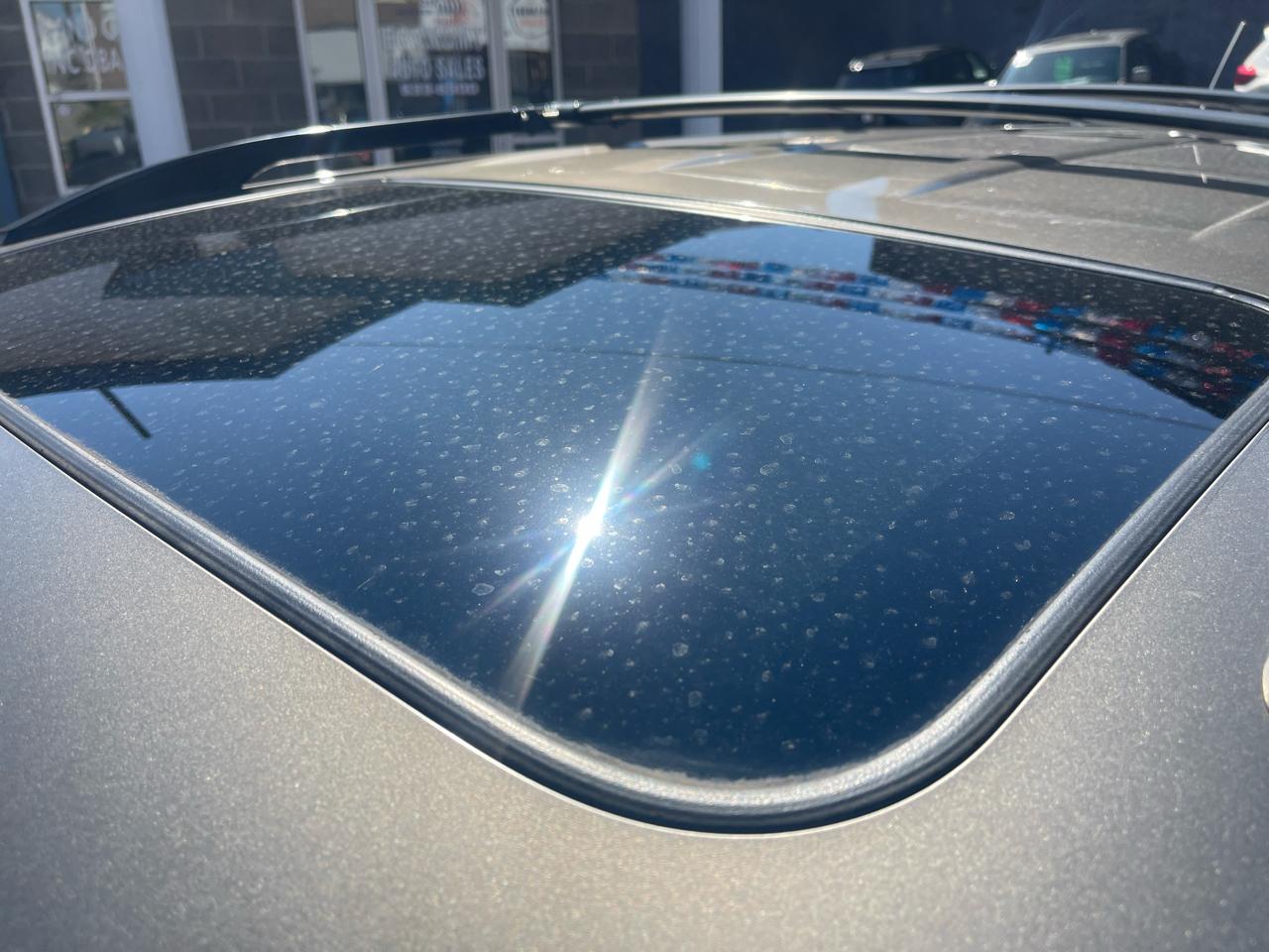 Toyota RAV4 FWD 4dr 4-cyl 4-Spd AT Ltd (Natl) 2011