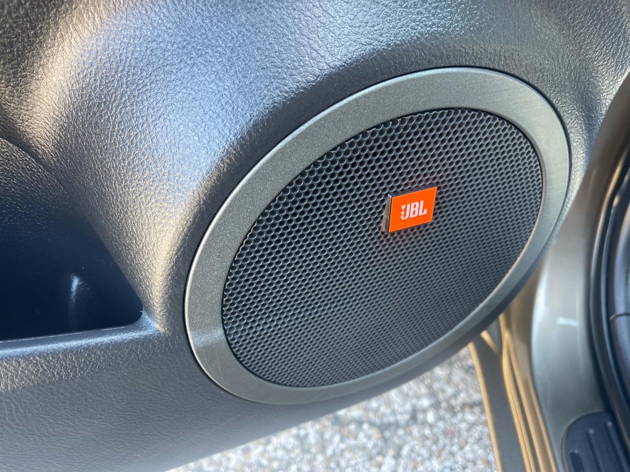 Toyota RAV4 FWD 4dr 4-cyl 4-Spd AT Ltd (Natl) 2011