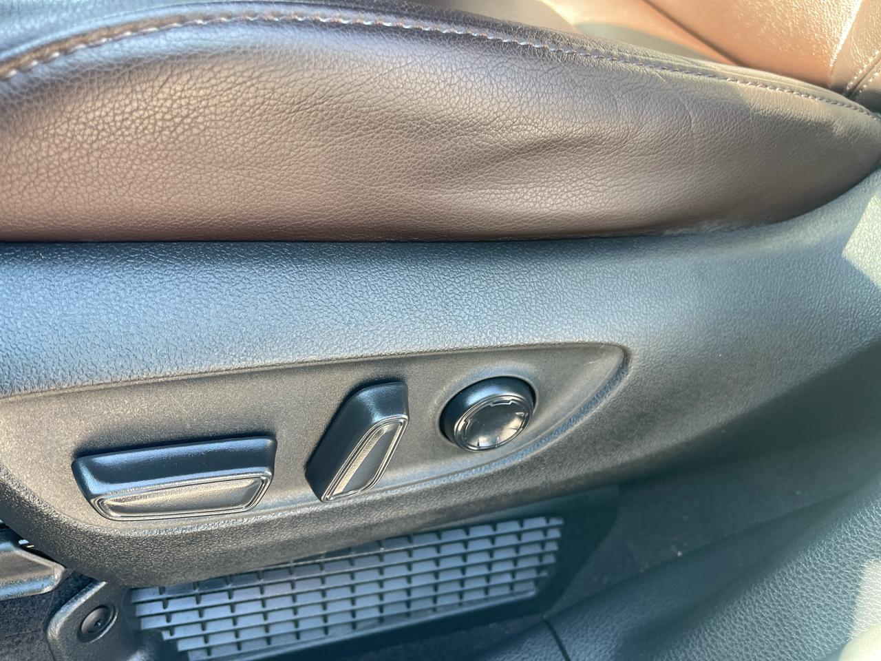 Toyota Sienna Platinum AWD 7-Passenger (Natl) 2022