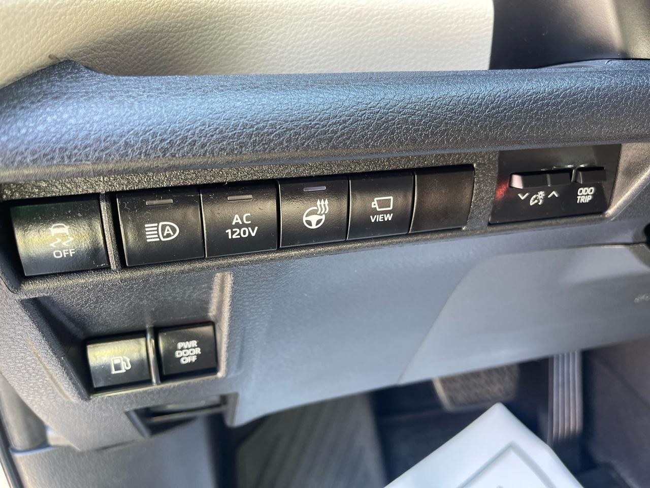 Toyota Sienna Platinum AWD 7-Passenger (Natl) 2022