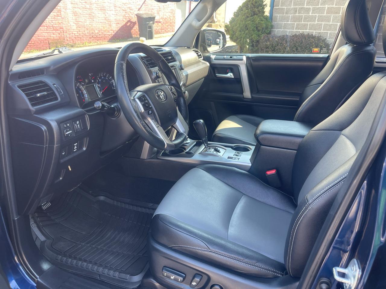 Toyota 4Runner 4WD 4dr V6 Trail Premium (Natl) 2015