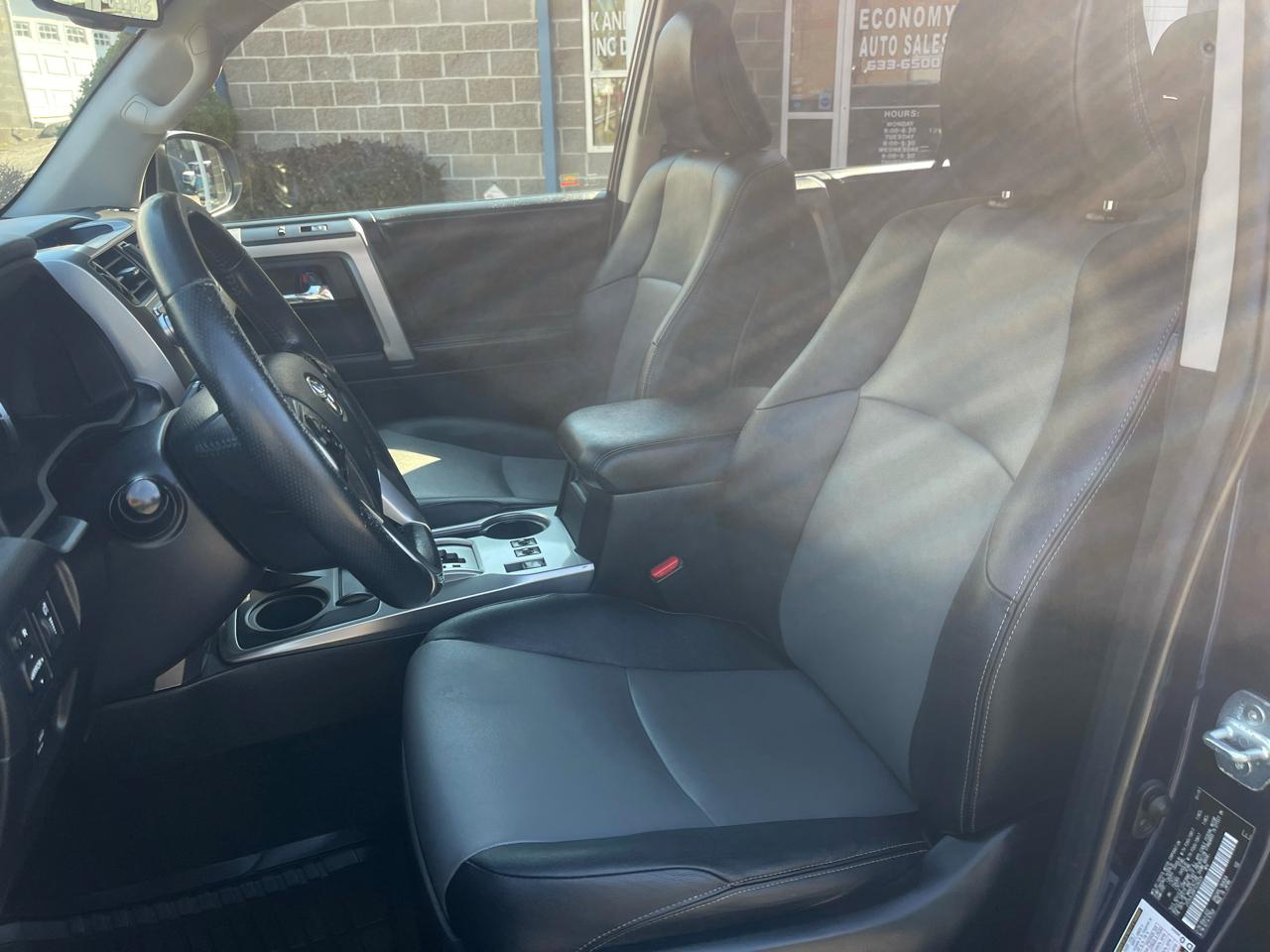 Toyota 4Runner 4WD 4dr V6 Trail Premium (Natl) 2015