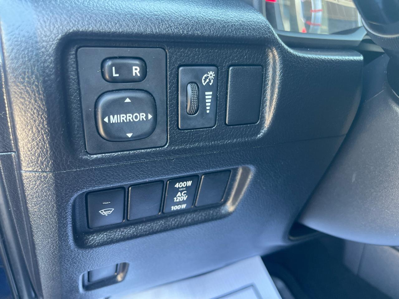 Toyota 4Runner 4WD 4dr V6 Trail Premium (Natl) 2015