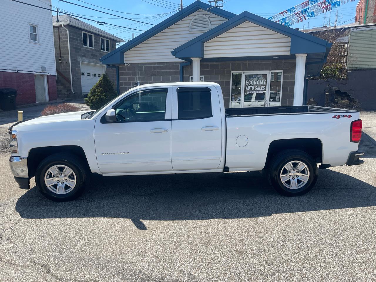 Chevrolet Silverado 1500 4WD Double Cab 143.5" LT w/1LT 2018