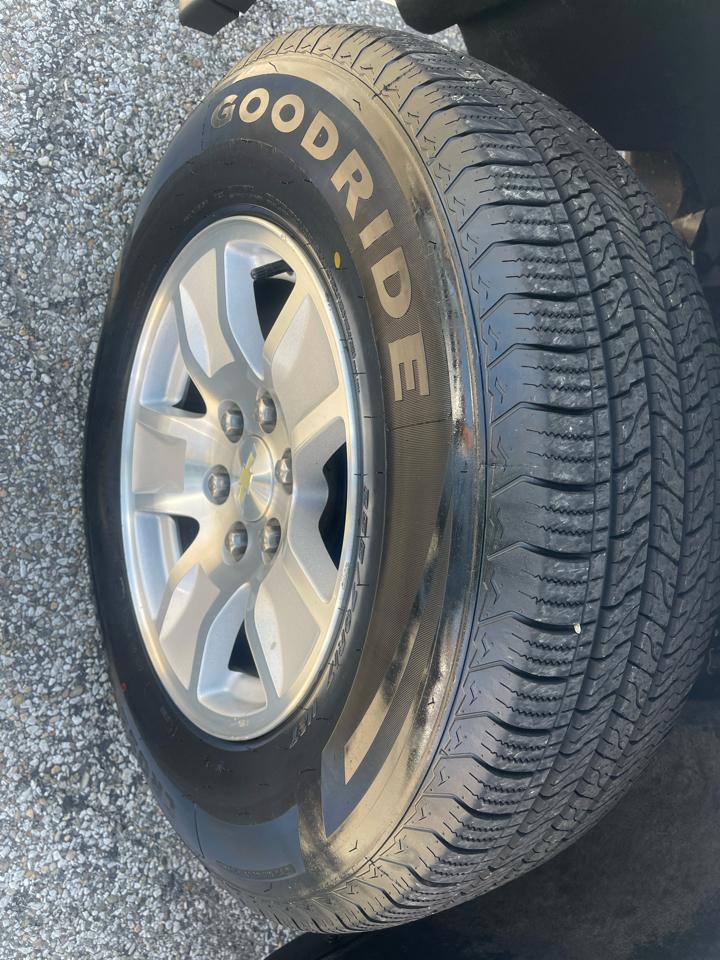 Chevrolet Silverado 1500 4WD Double Cab 143.5" LT w/1LT 2018