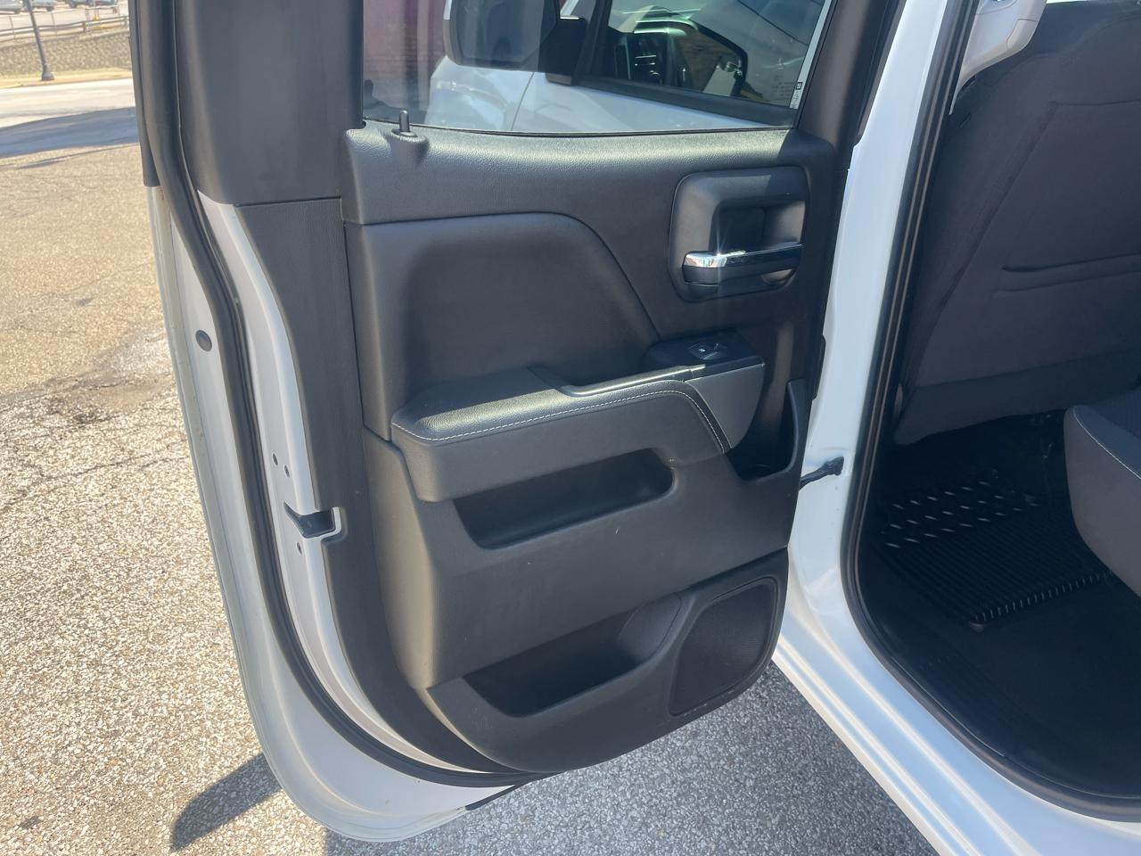 Chevrolet Silverado 1500 4WD Double Cab 143.5" LT w/1LT 2018