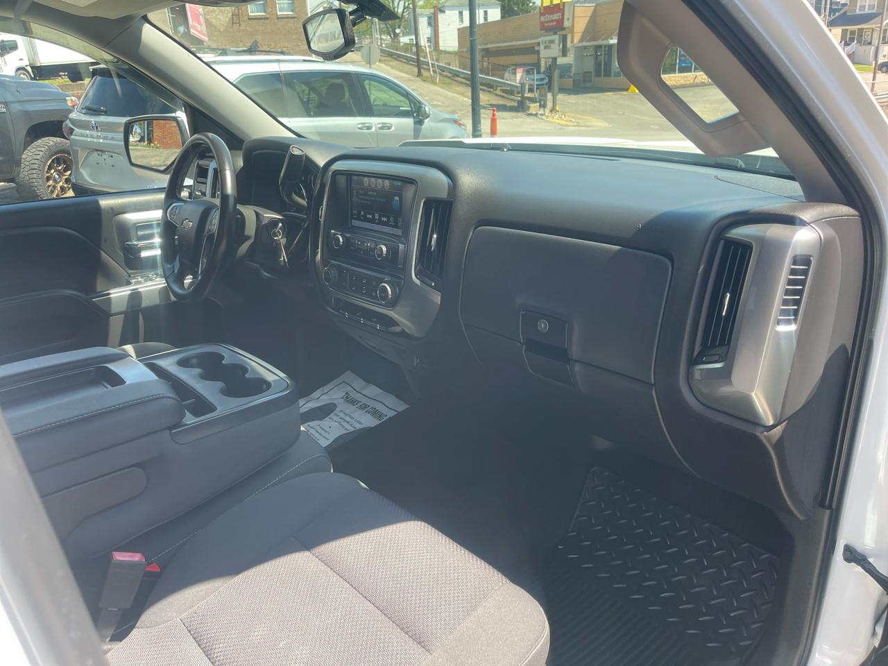 Chevrolet Silverado 1500 4WD Double Cab 143.5" LT w/1LT 2018