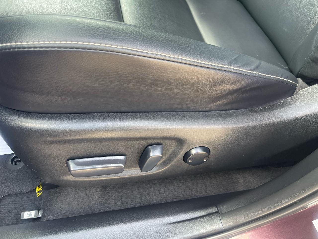 Toyota RAV4 AWD 4dr Limited (Natl) 2016