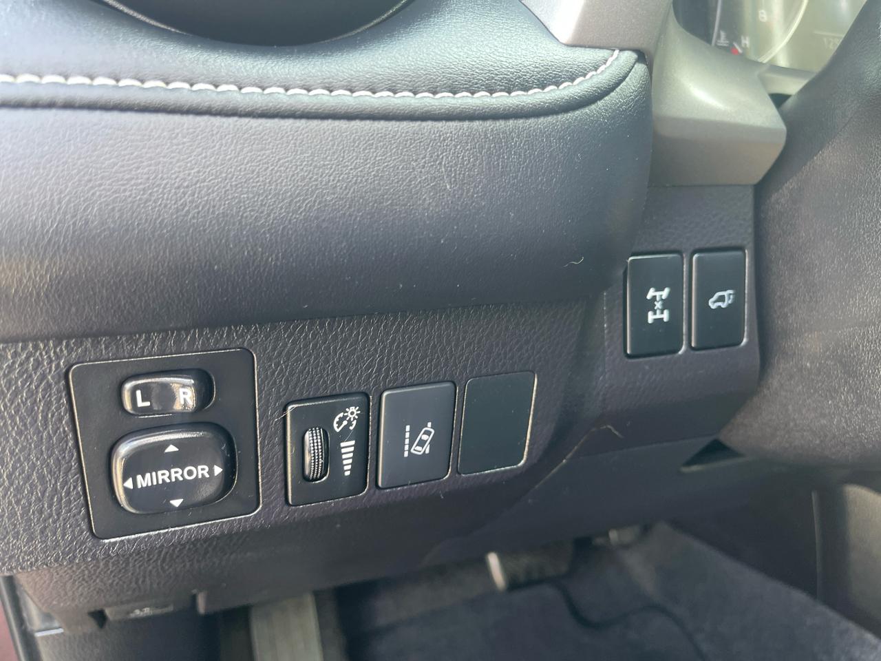 Toyota RAV4 AWD 4dr Limited (Natl) 2016