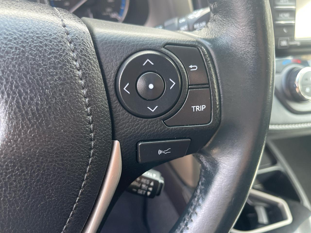 Toyota RAV4 AWD 4dr Limited (Natl) 2016