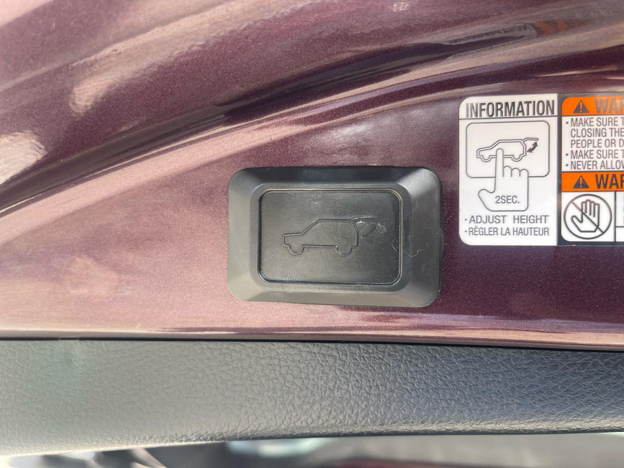 Toyota RAV4 AWD 4dr Limited (Natl) 2016