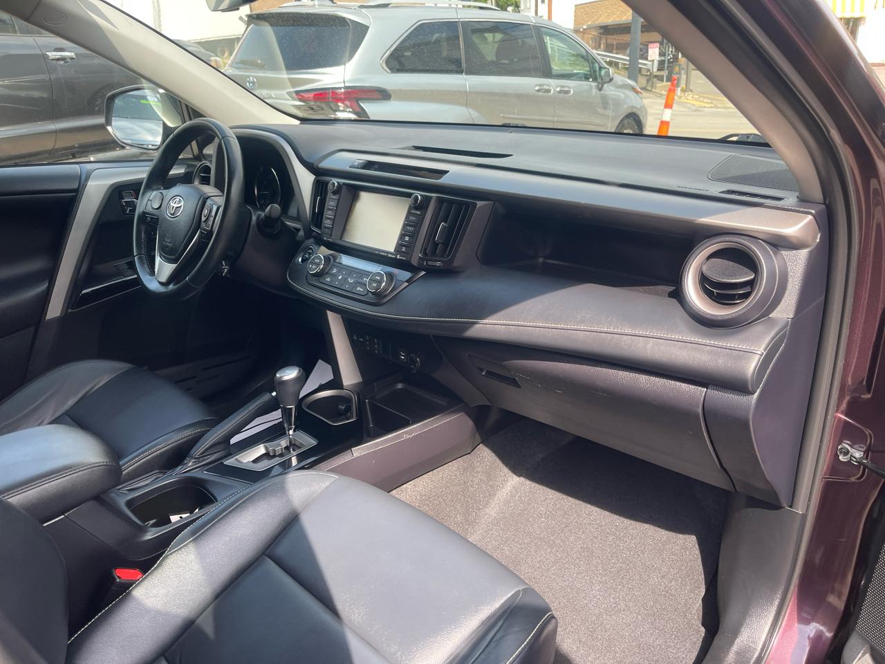 Toyota RAV4 AWD 4dr Limited (Natl) 2016