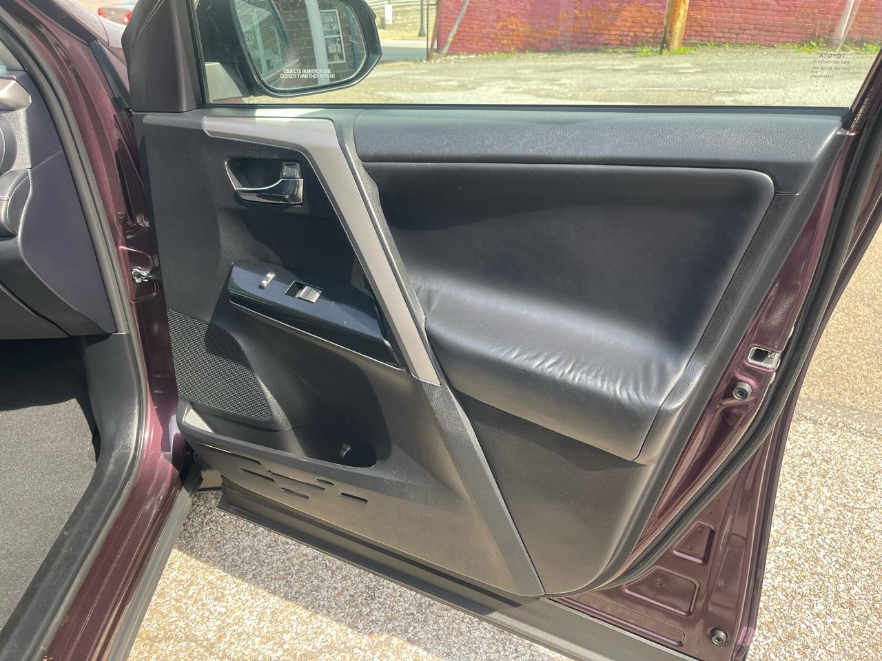 Toyota RAV4 AWD 4dr Limited (Natl) 2016