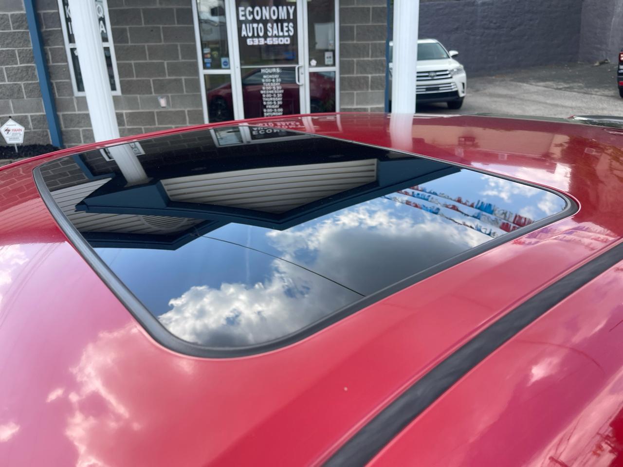 Toyota Corolla 4dr Sdn CVT LE Premium (Natl) 2014