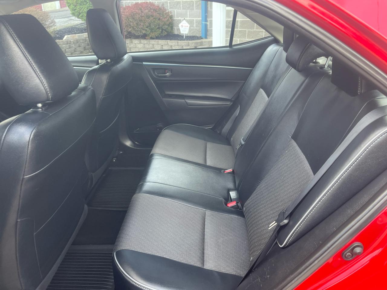 Toyota Corolla 4dr Sdn CVT LE Premium (Natl) 2014