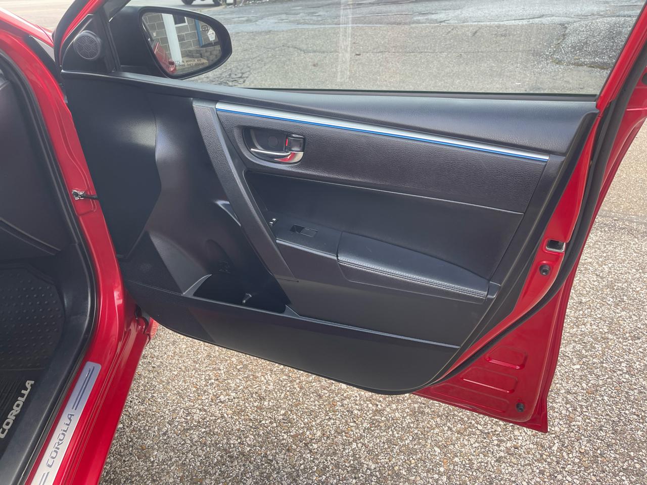 Toyota Corolla 4dr Sdn CVT LE Premium (Natl) 2014