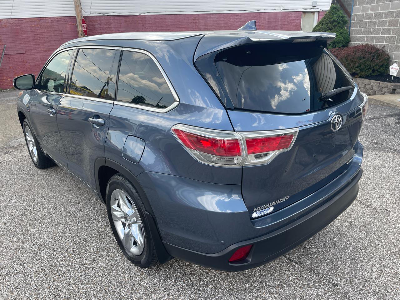 Toyota Highlander AWD 4dr V6 Limited (Natl) 2015