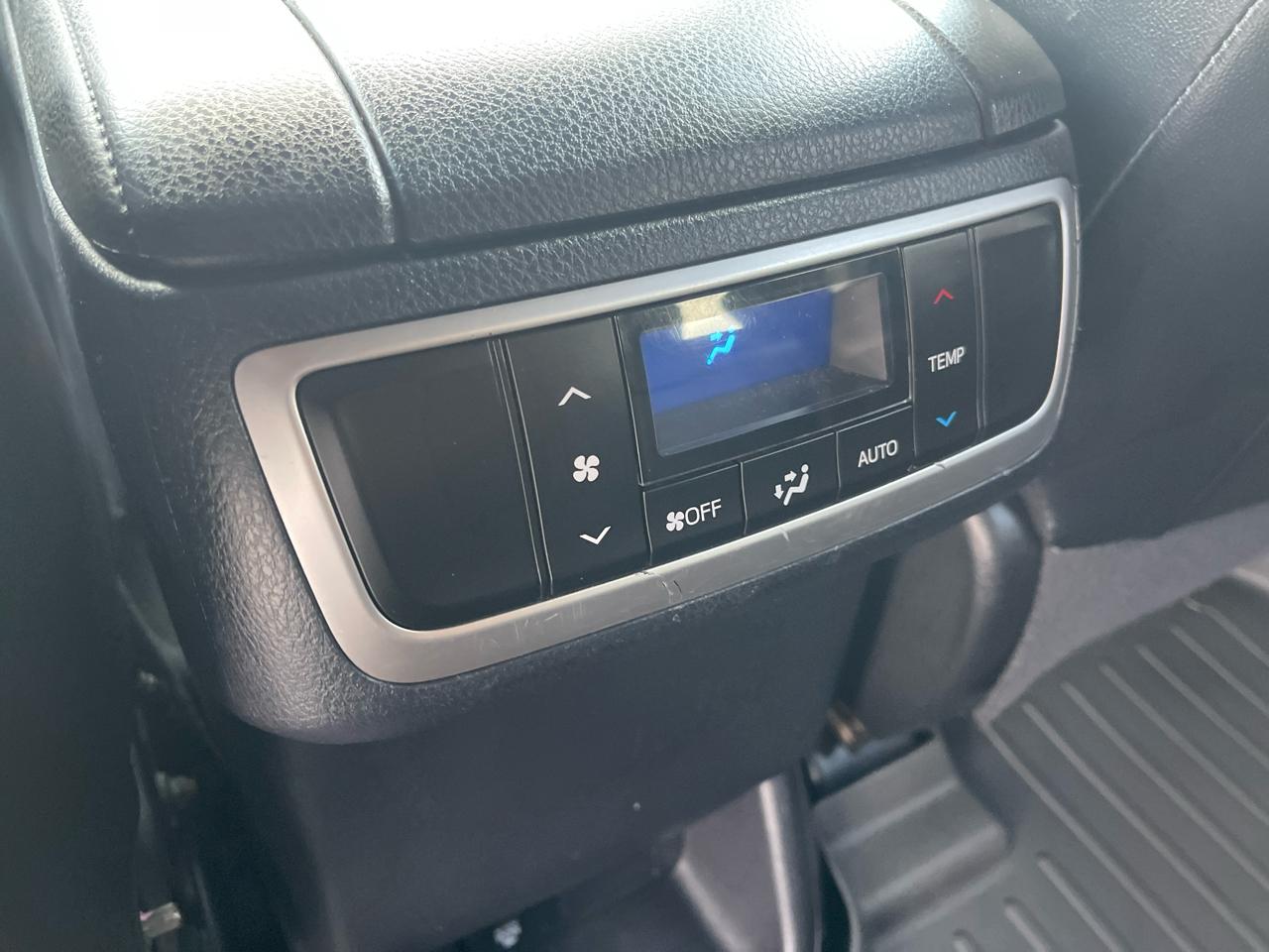 Toyota Highlander AWD 4dr V6 Limited (Natl) 2015