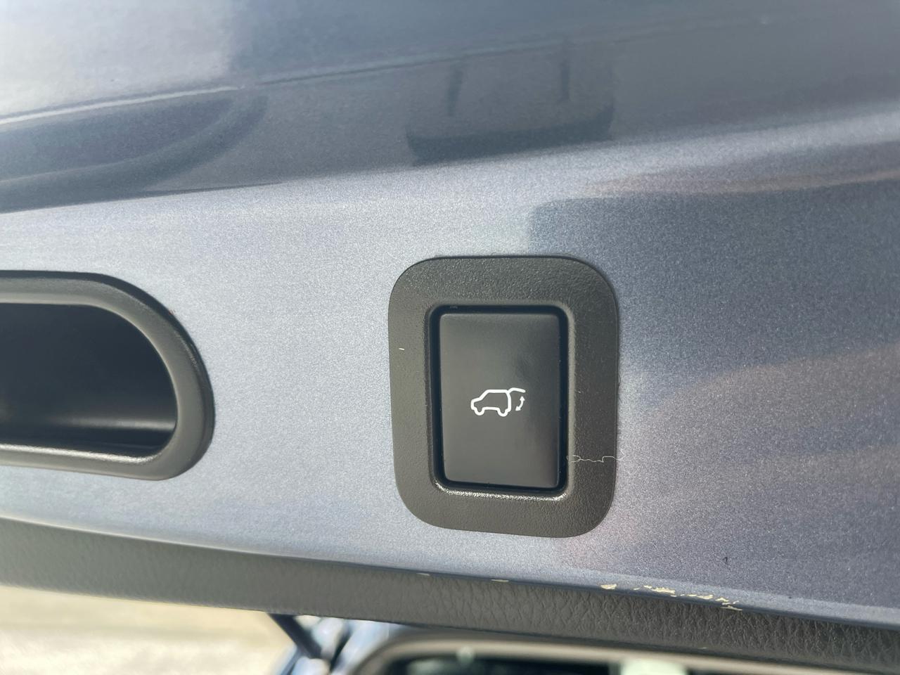 Toyota Highlander AWD 4dr V6 Limited (Natl) 2015