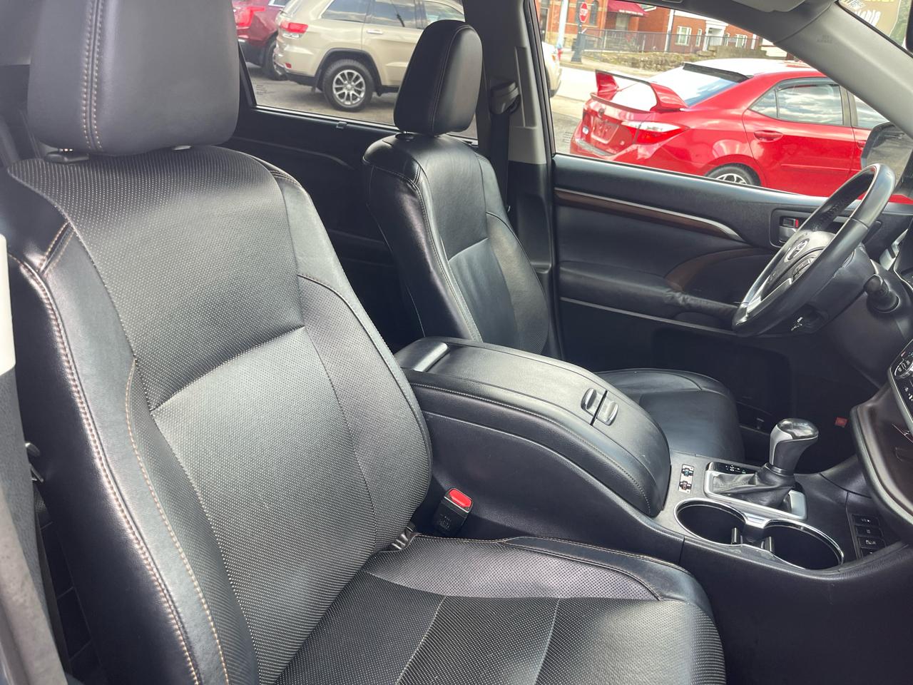 Toyota Highlander AWD 4dr V6 Limited (Natl) 2015