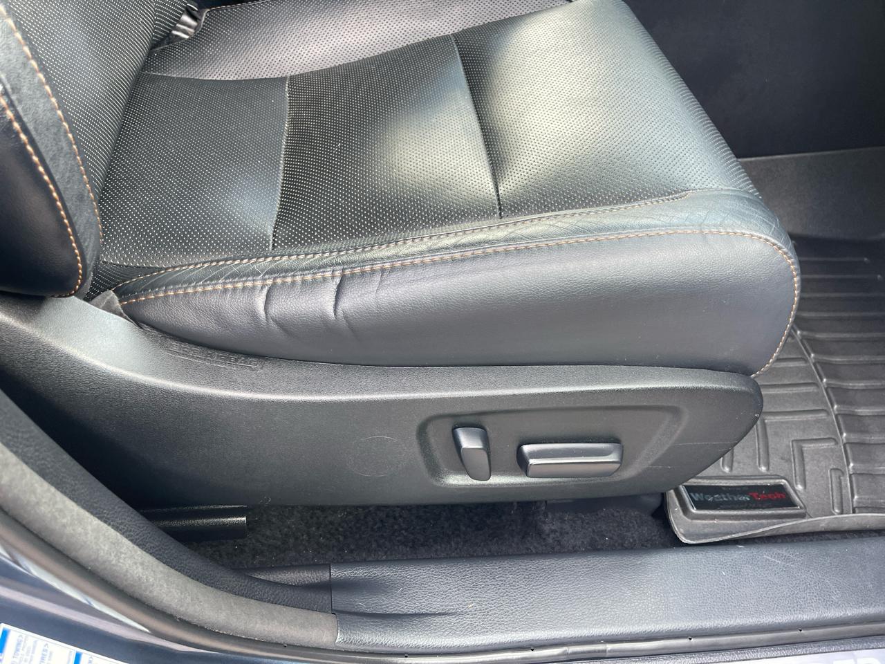 Toyota Highlander AWD 4dr V6 Limited (Natl) 2015