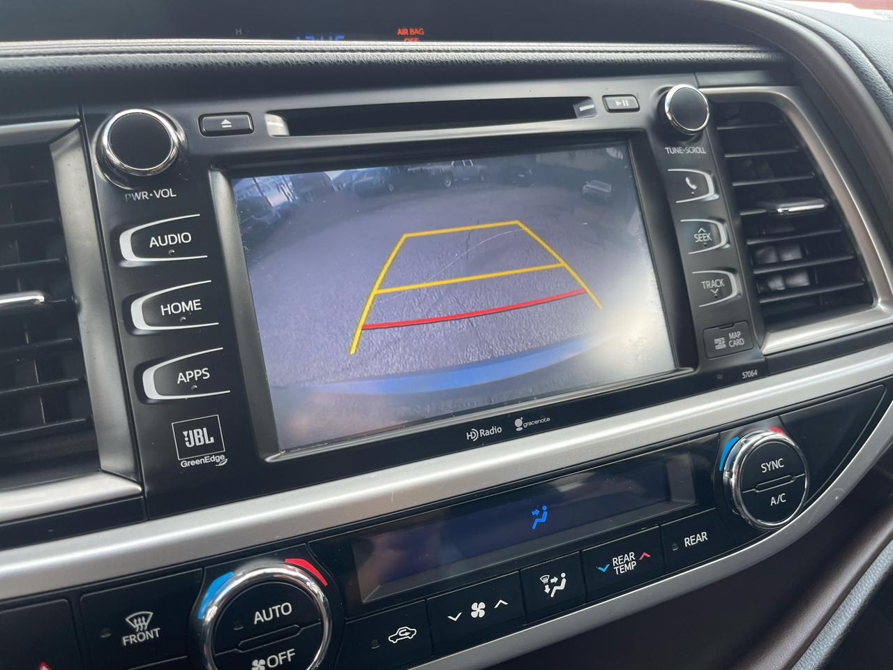 Toyota Highlander AWD 4dr V6 Limited (Natl) 2015