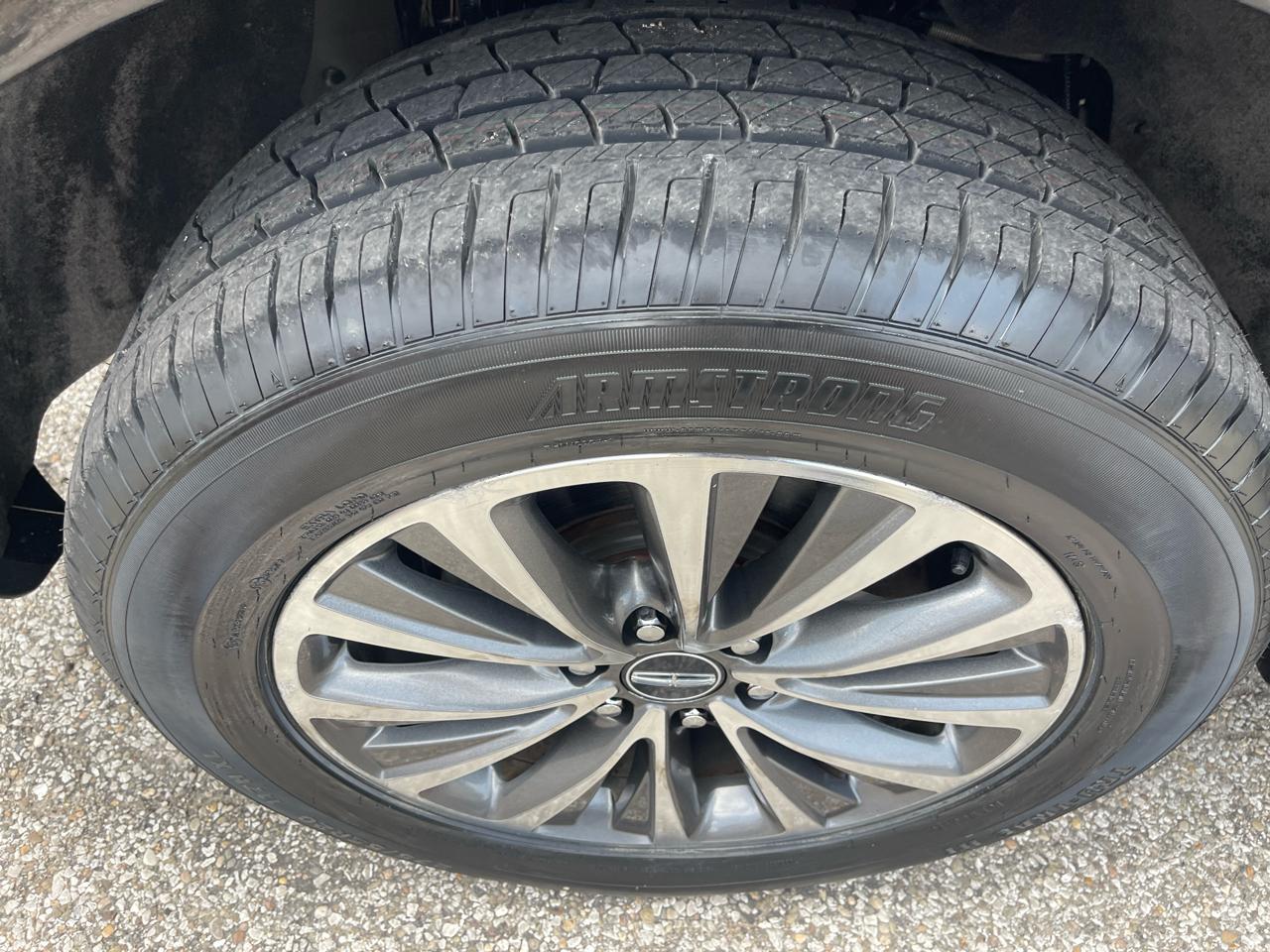 Lincoln Navigator L 4WD 4dr Select 2016