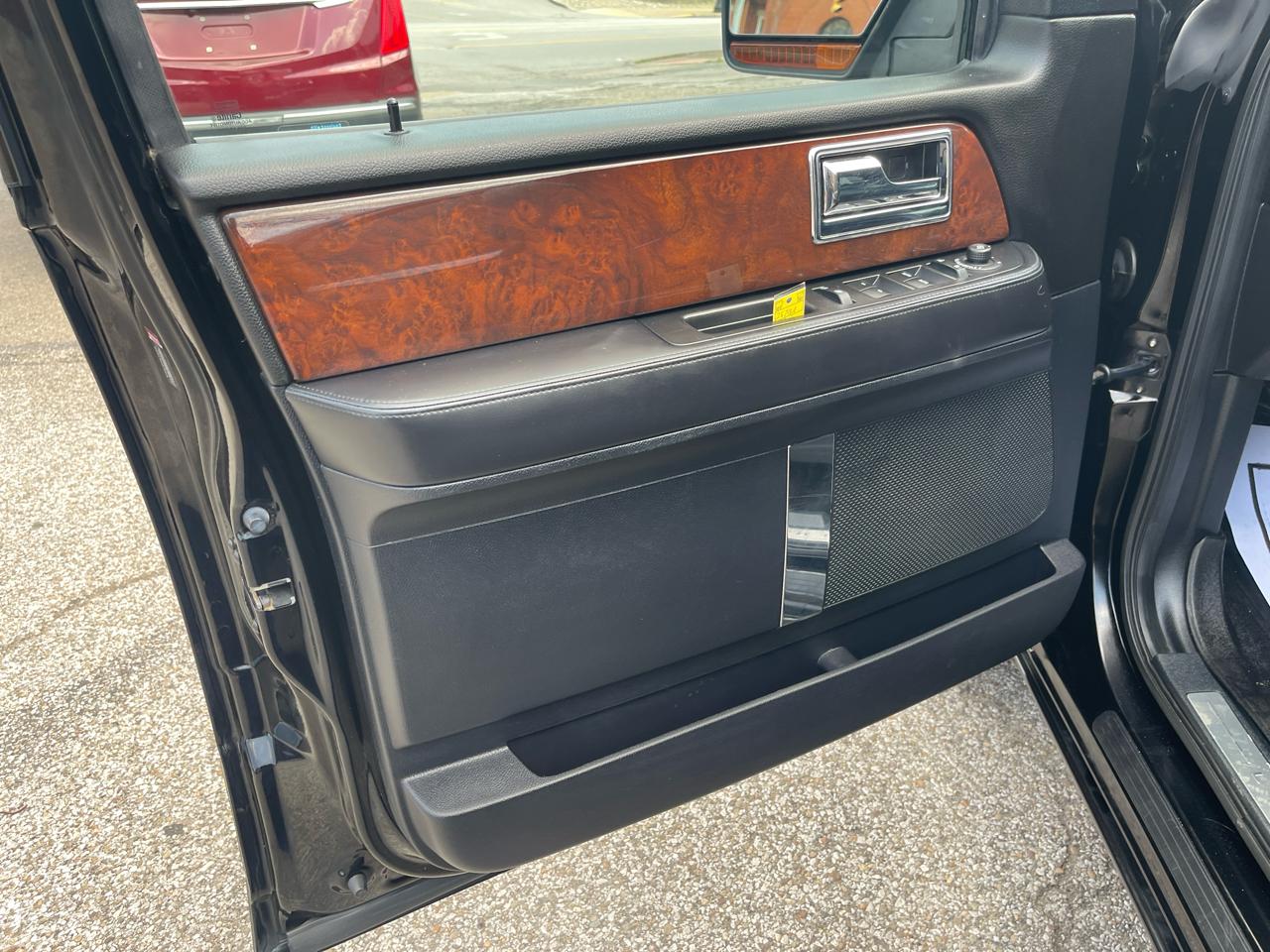 Lincoln Navigator L 4WD 4dr Select 2016