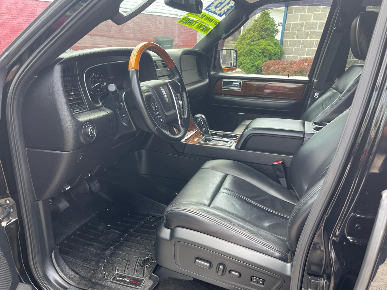 Lincoln Navigator L 4WD 4dr Select 2016