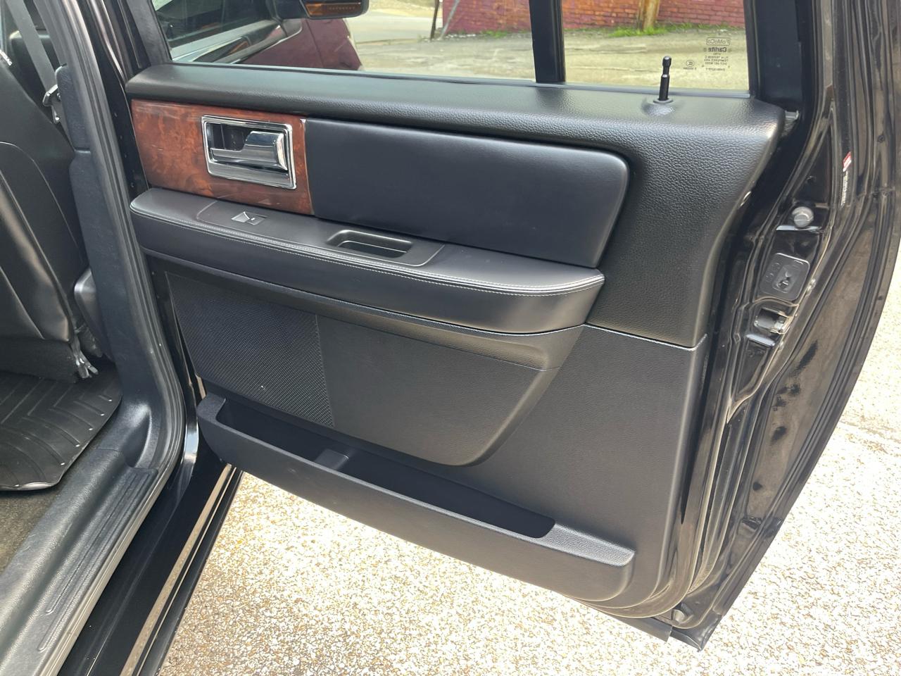 Lincoln Navigator L 4WD 4dr Select 2016