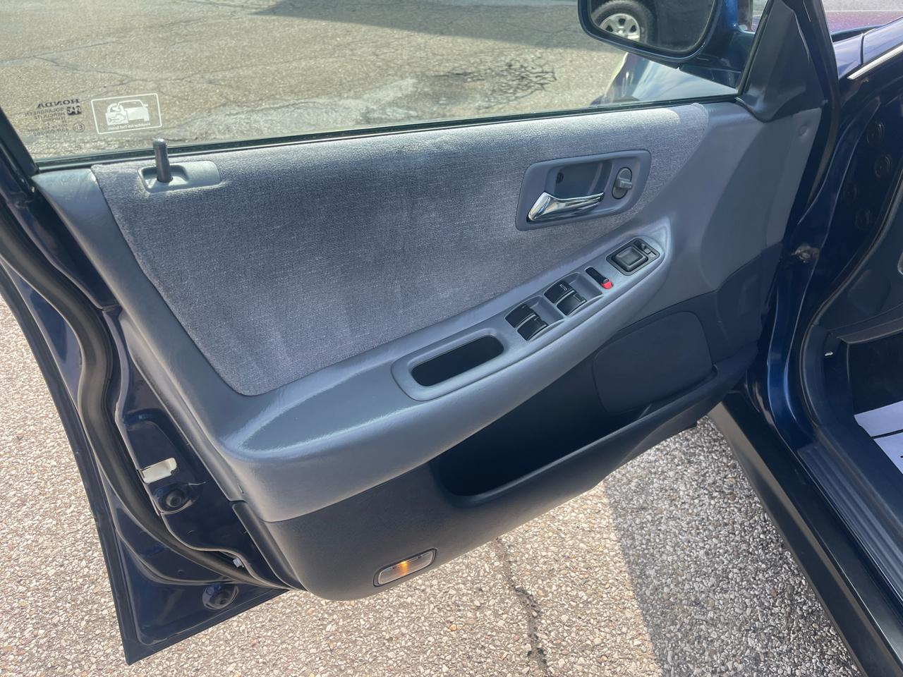 Honda Accord Sdn LX Auto ULEV 2002