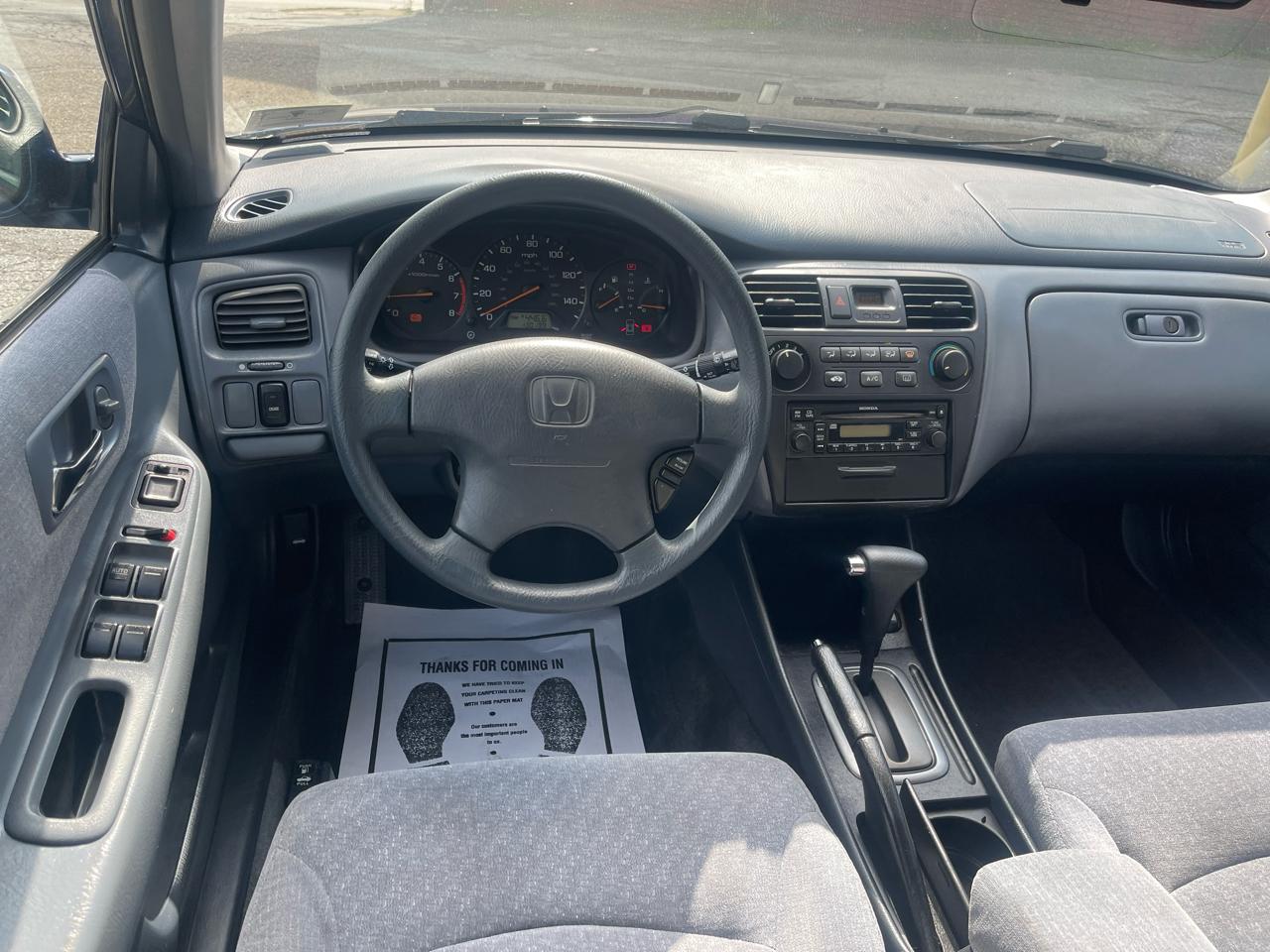 Honda Accord Sdn LX Auto ULEV 2002