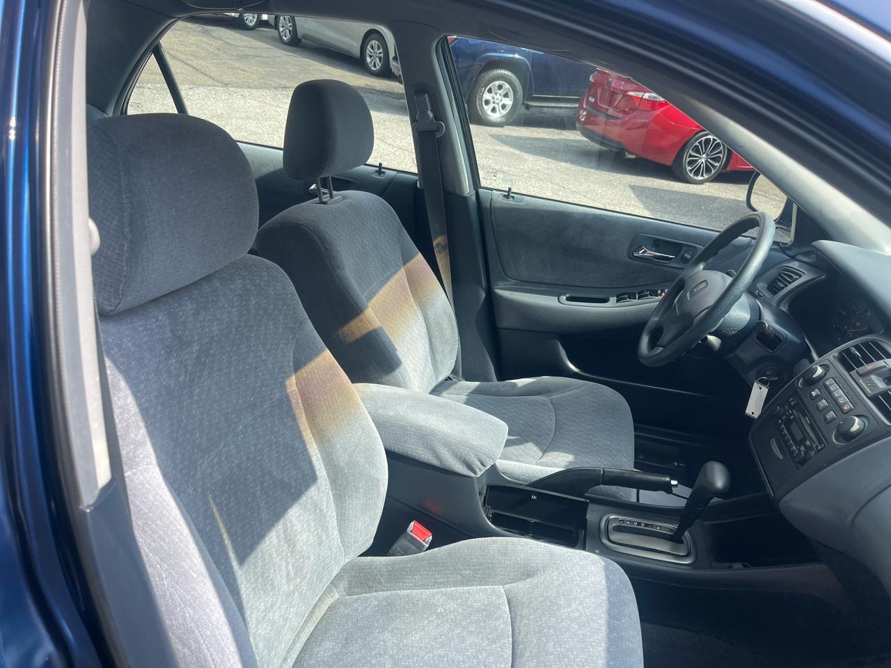 Honda Accord Sdn LX Auto ULEV 2002
