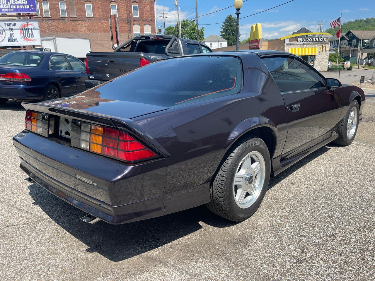 Chevrolet Camaro 2dr Coupe RS 1992