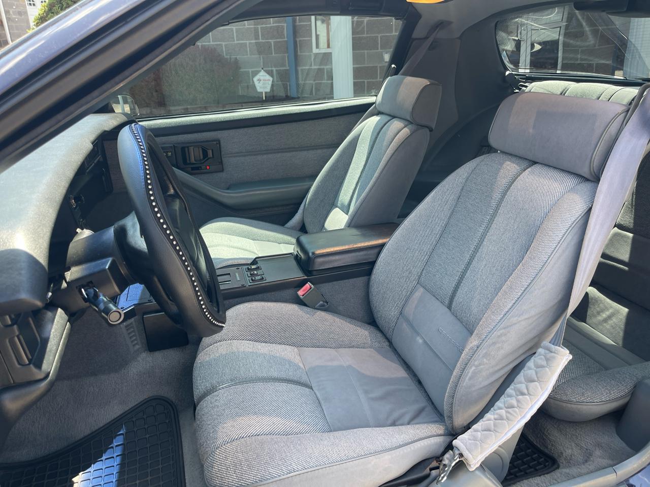 Chevrolet Camaro 2dr Coupe RS 1992