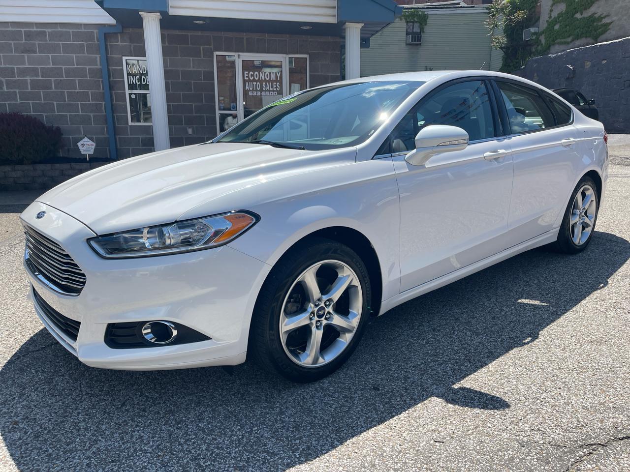 Ford Fusion 4dr Sdn SE FWD 2016
