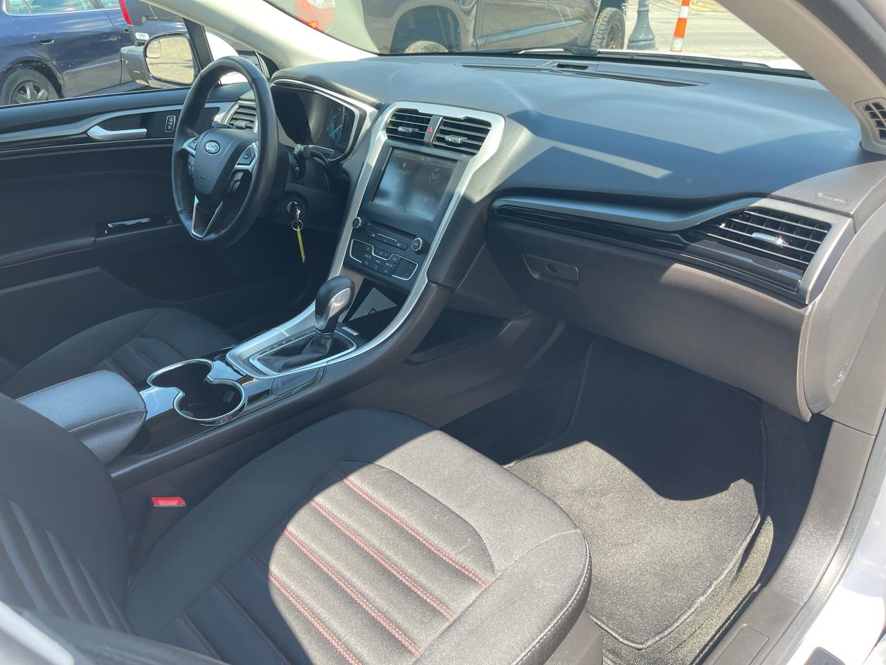 Ford Fusion 4dr Sdn SE FWD 2016