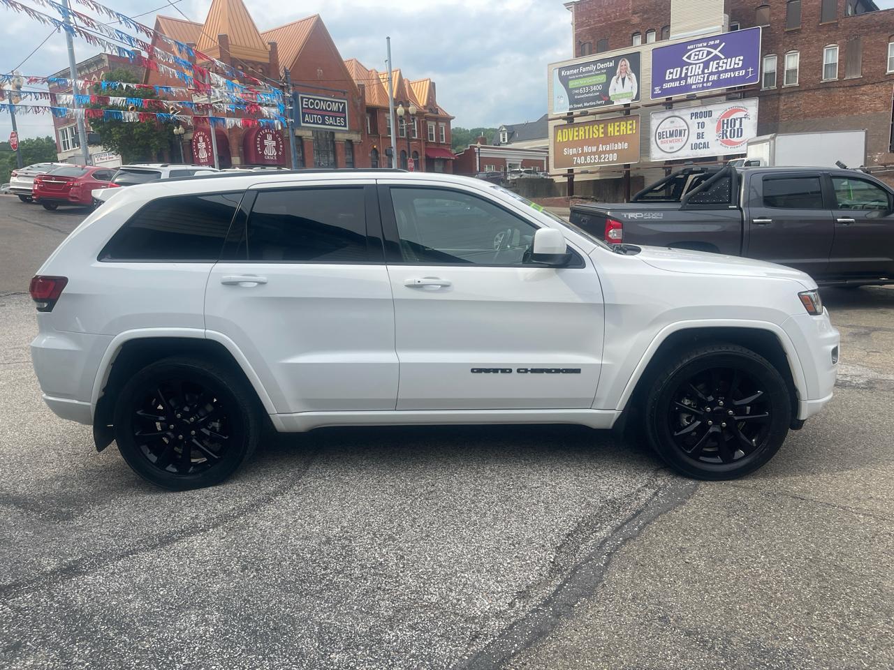 Jeep Grand Cherokee Laredo X 4x4 2021