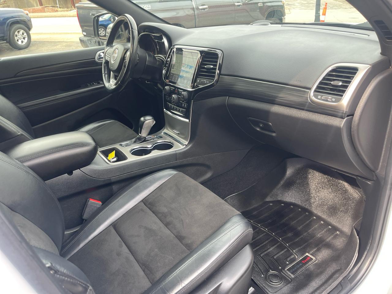 Jeep Grand Cherokee Laredo X 4x4 2021