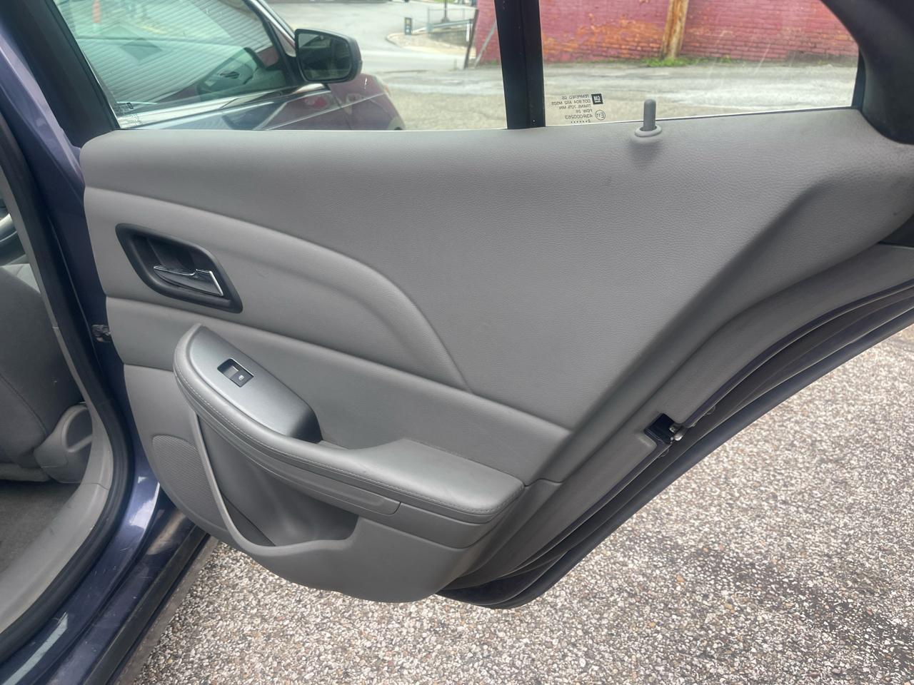 Chevrolet Malibu 4dr Sdn LS w/1LS 2013