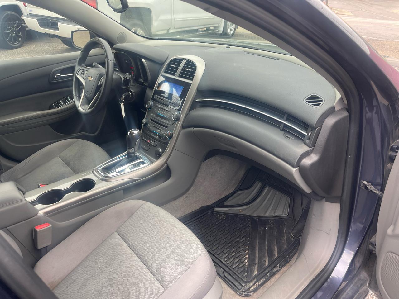 Chevrolet Malibu 4dr Sdn LS w/1LS 2013