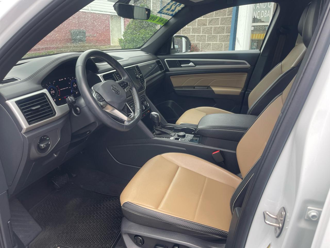 Volkswagen Atlas Cross Sport 3.6L V6 SE w/Technology 4MOTION 2022