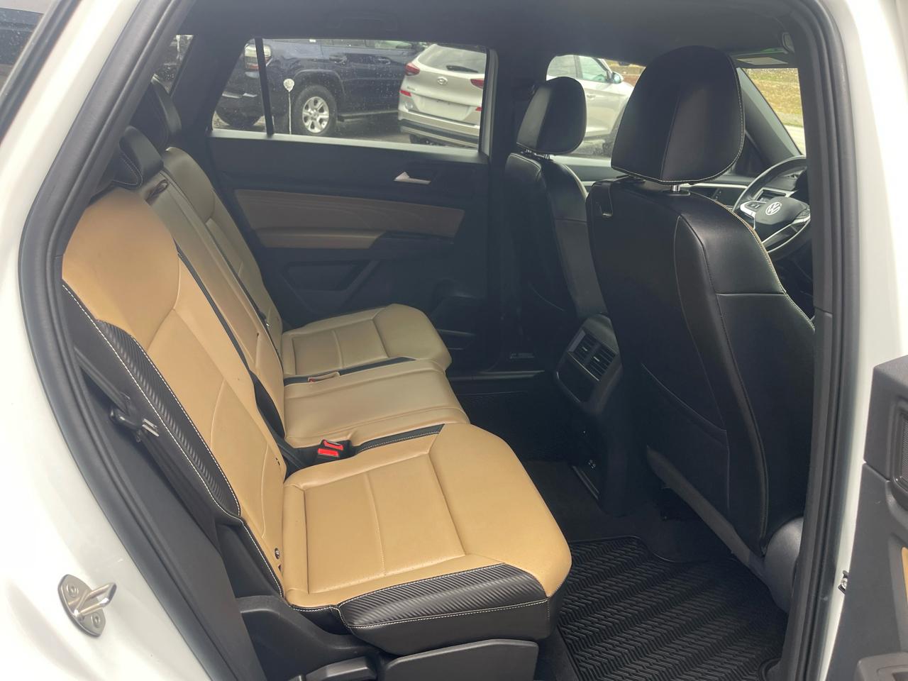 Volkswagen Atlas Cross Sport 3.6L V6 SE w/Technology 4MOTION 2022