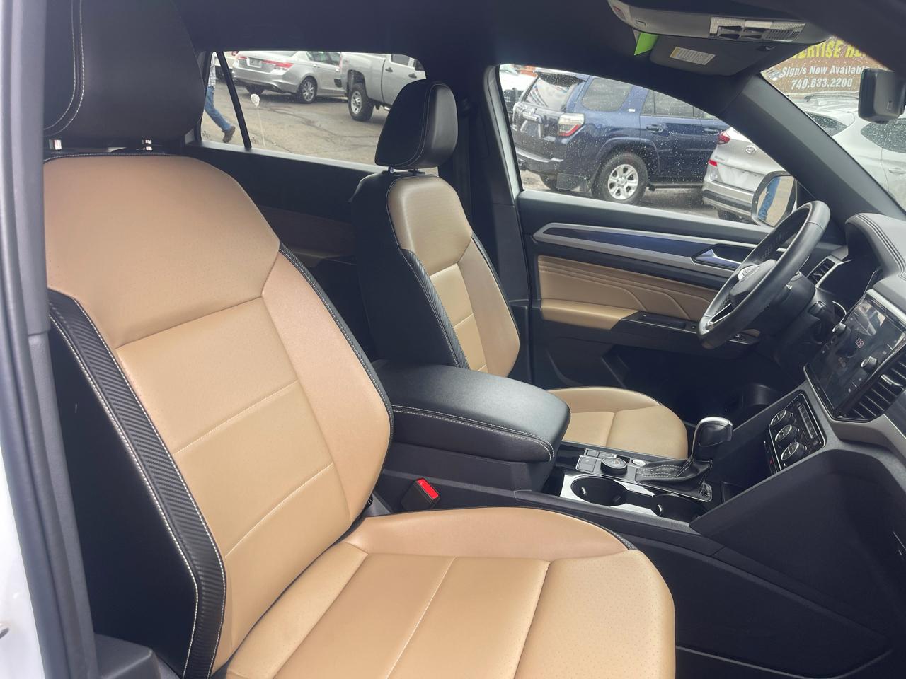 Volkswagen Atlas Cross Sport 3.6L V6 SE w/Technology 4MOTION 2022