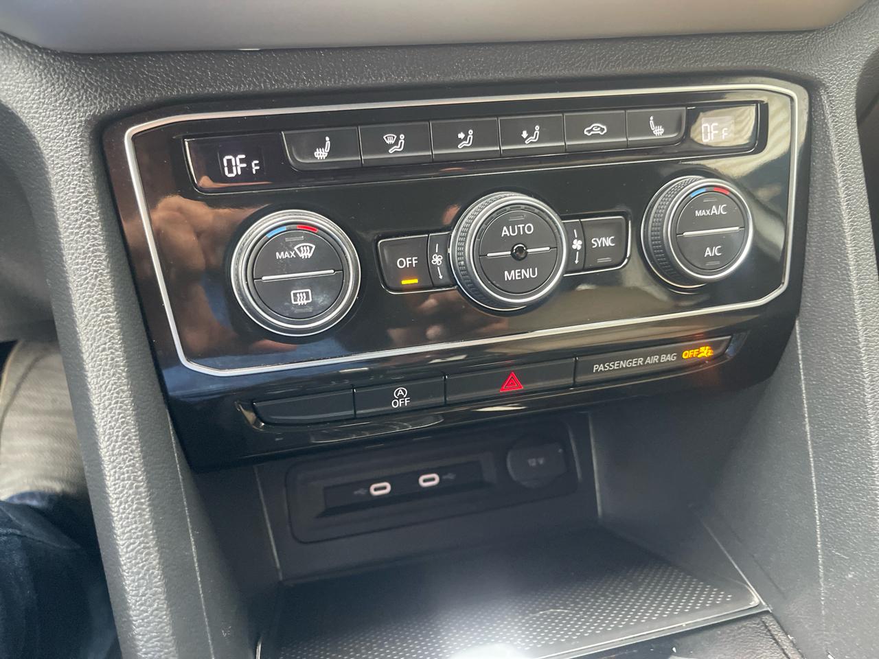 Volkswagen Atlas Cross Sport 3.6L V6 SE w/Technology 4MOTION 2022