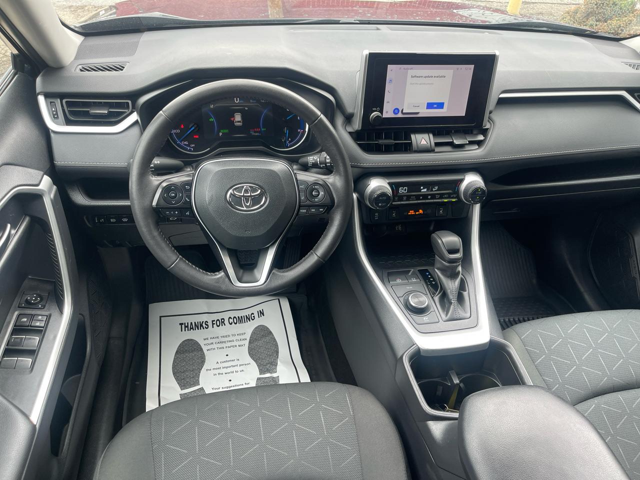 Toyota RAV4 Hybrid XLE AWD (Natl) 2024