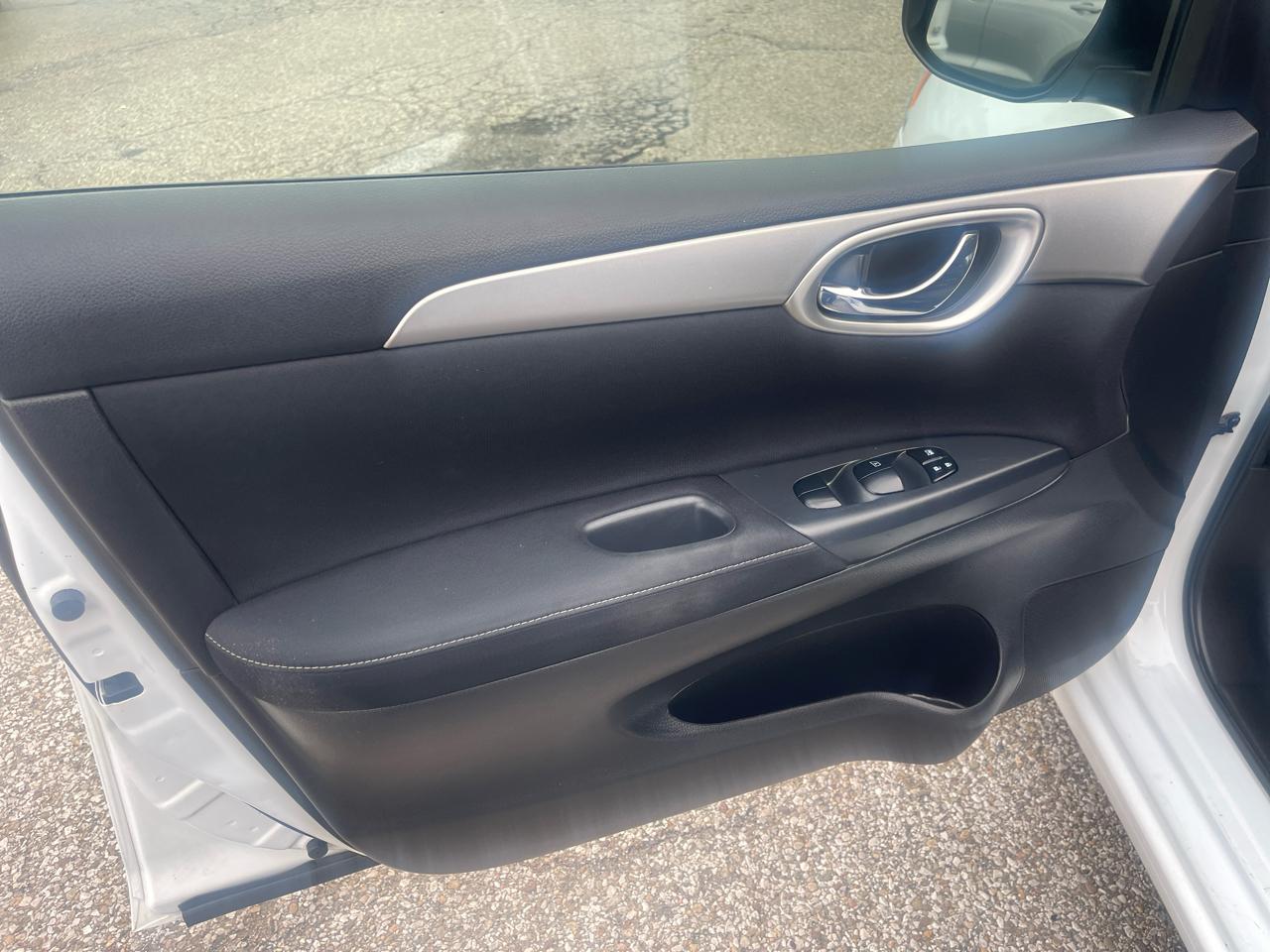 Nissan Sentra 4dr Sdn I4 CVT FE+ S 2015