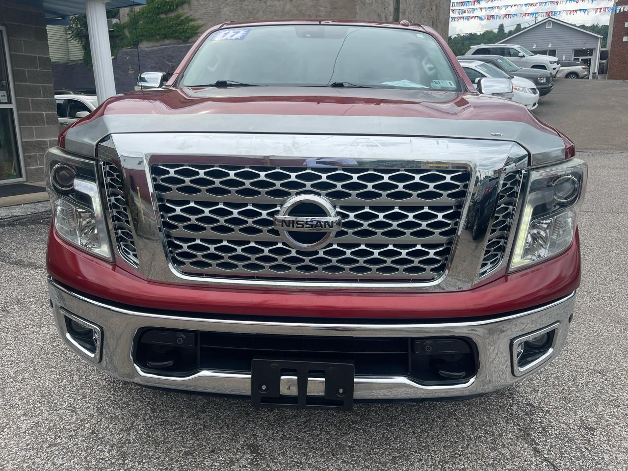 Nissan Titan 4x4 Crew Cab SL 2017